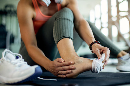 Dor na sola do pé: quando pode ser fascite plantar?