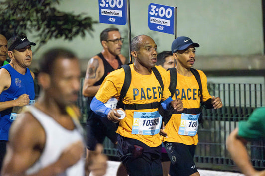 Atrás do coelho: Bata o recorde na meia-maratona seguindo o pacer!